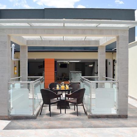 Hotel Parque 70 Medellin Ngoại thất bức ảnh