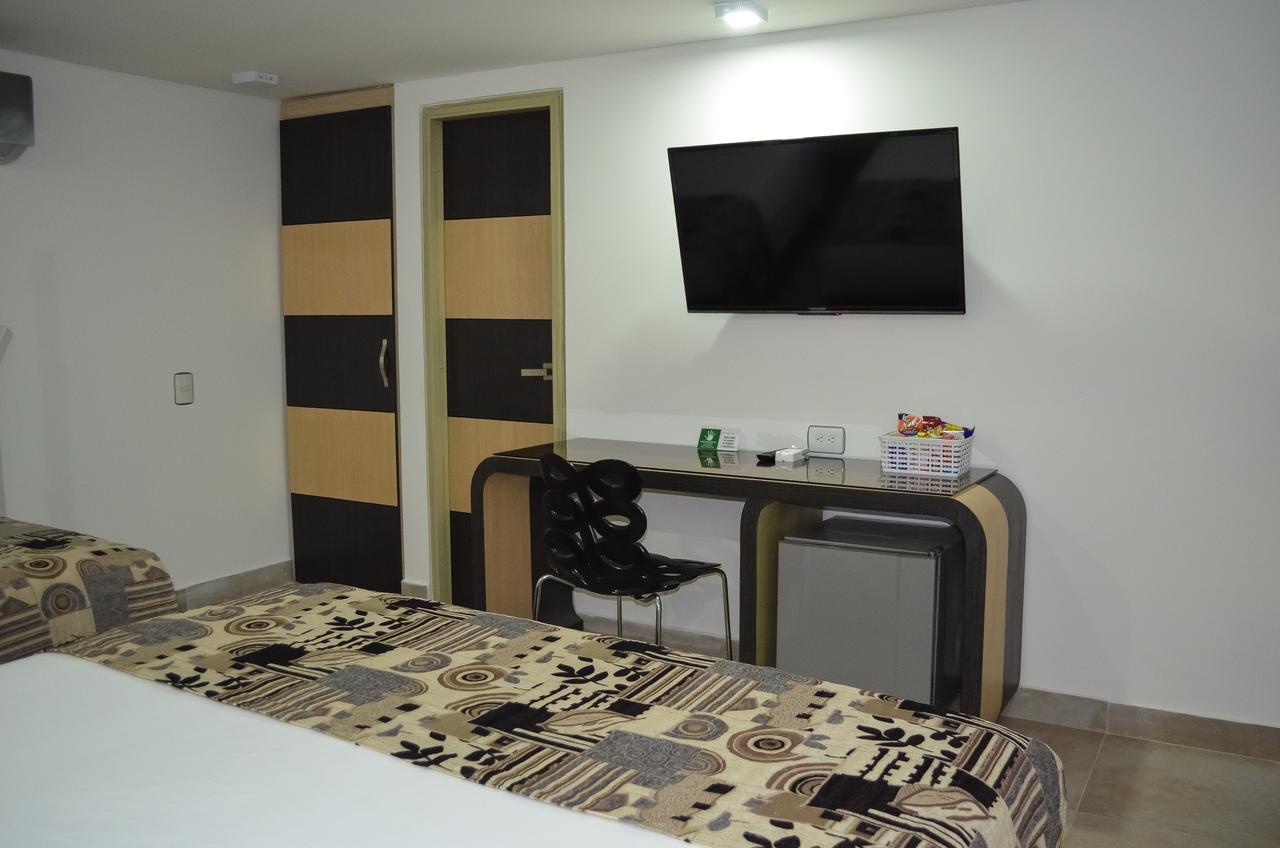 Hotel Parque 70 Medellin Ngoại thất bức ảnh