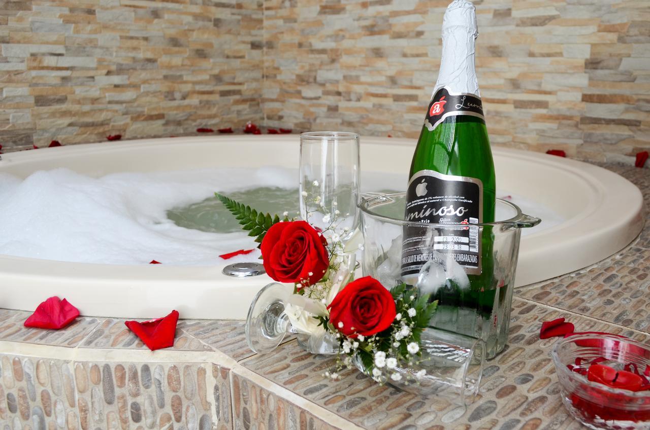 Hotel Parque 70 Medellin Ngoại thất bức ảnh