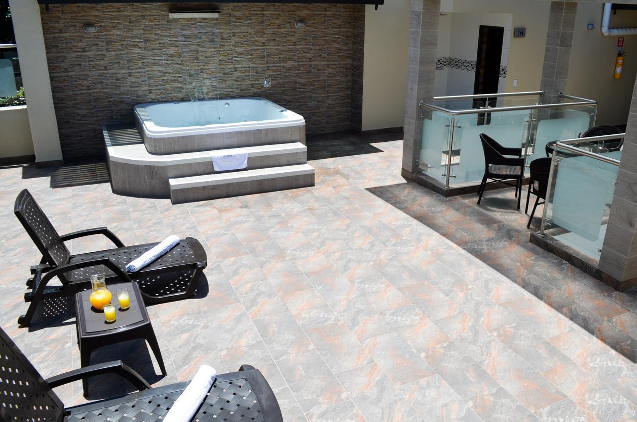 Hotel Parque 70 Medellin Ngoại thất bức ảnh