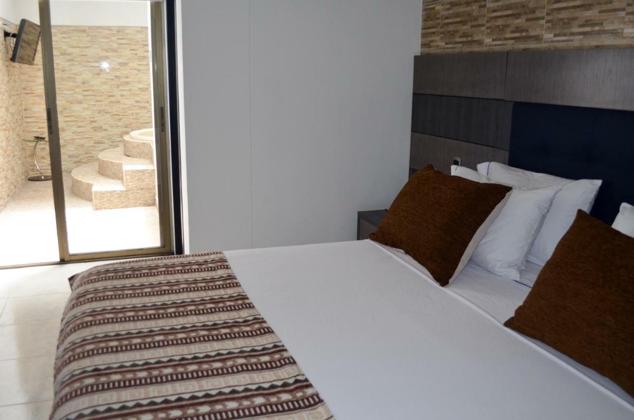 Hotel Parque 70 Medellin Ngoại thất bức ảnh