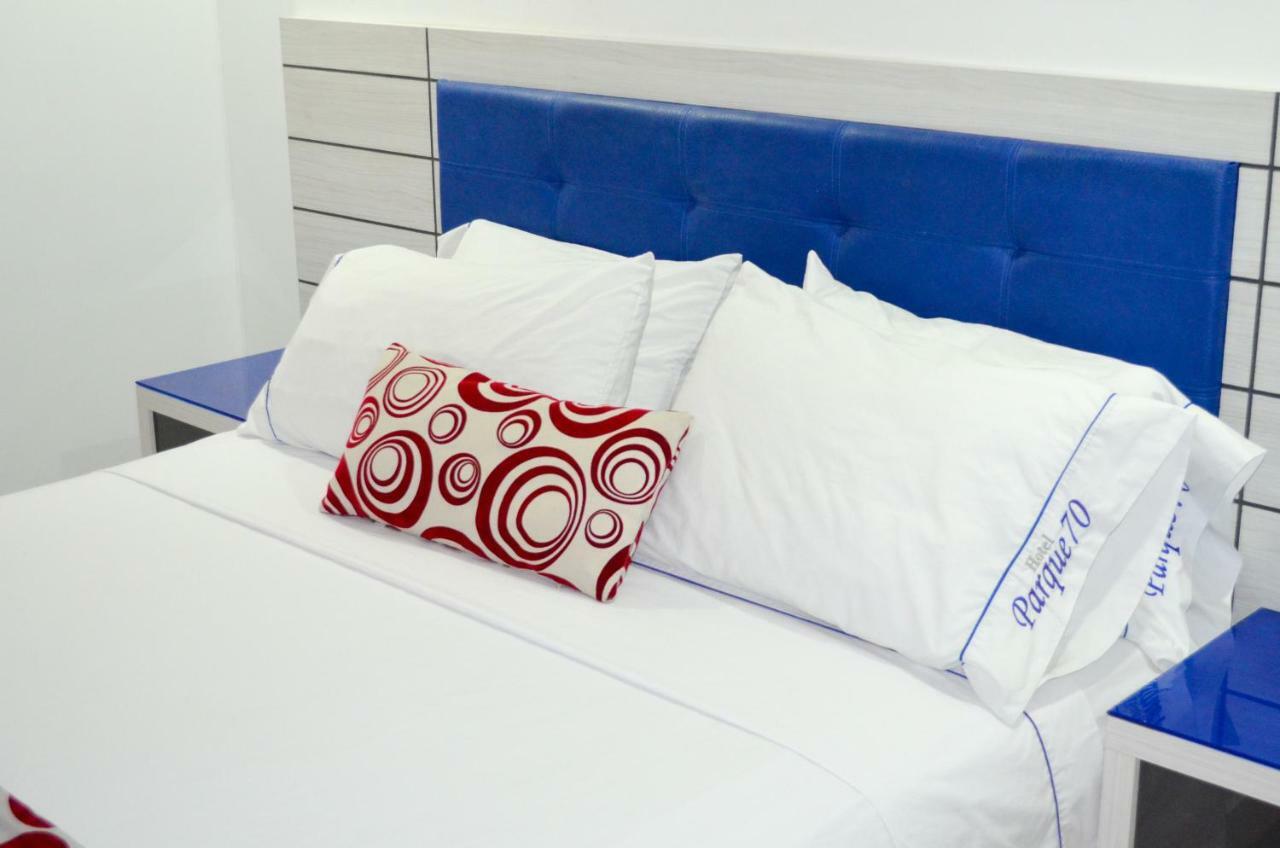 Hotel Parque 70 Medellin Ngoại thất bức ảnh