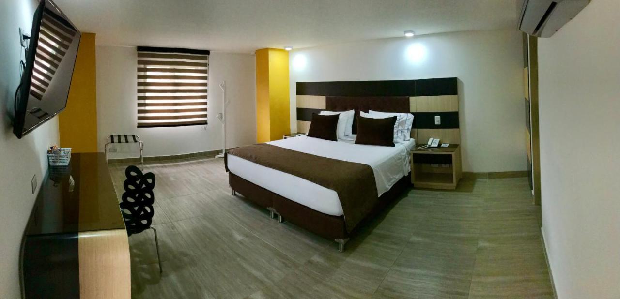 Hotel Parque 70 Medellin Ngoại thất bức ảnh