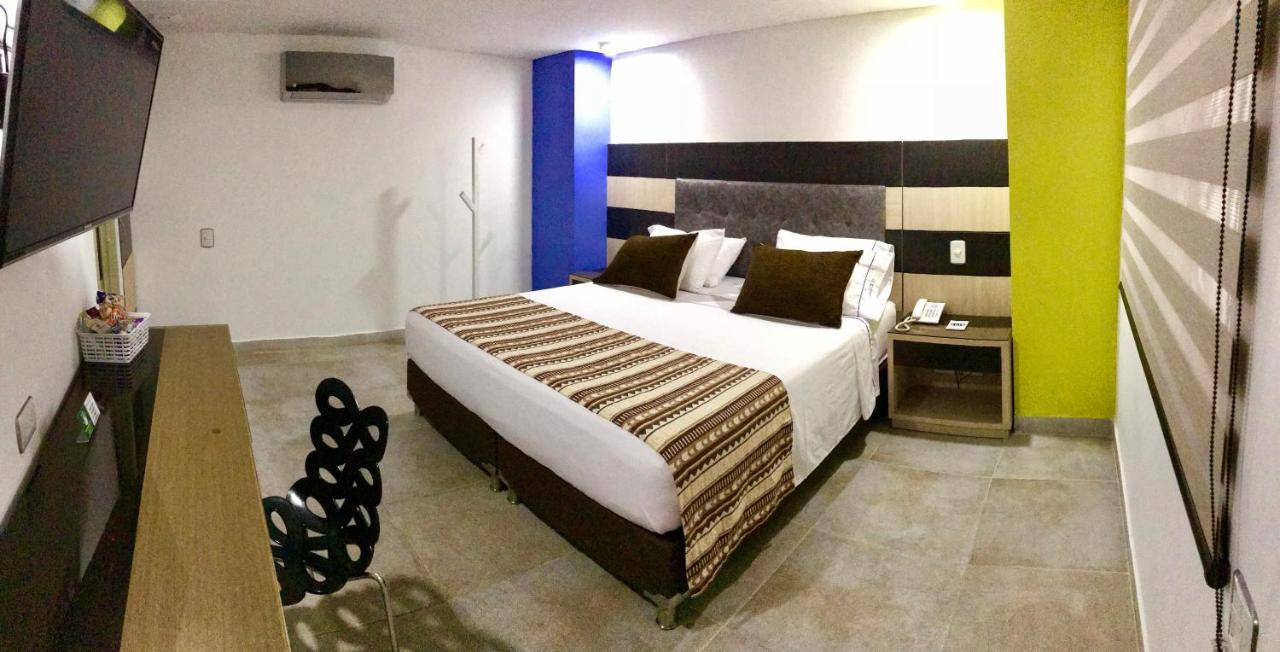 Hotel Parque 70 Medellin Ngoại thất bức ảnh